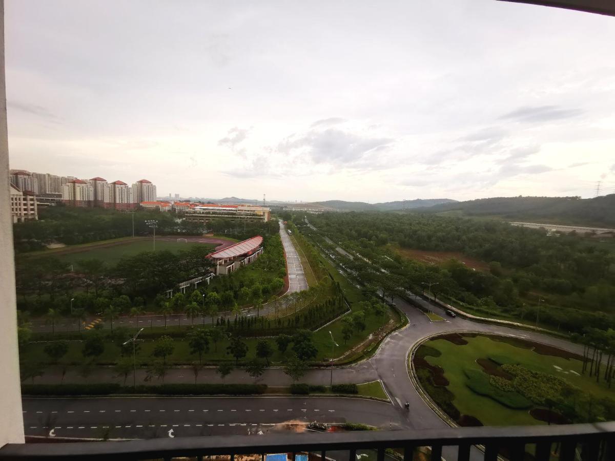 Bell Family Suite @Sepang Kota Warisan Klia Kültér fotó